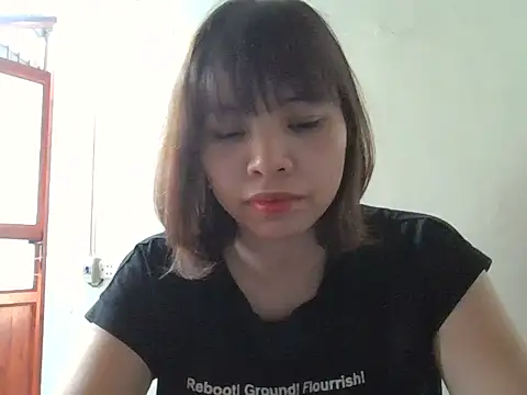 Angela-Eira online show from October 2025 08:59:01 AM