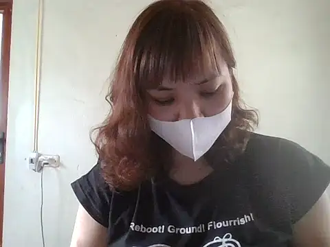 Angela-Eira online show from May 2026 06:43:01 AM