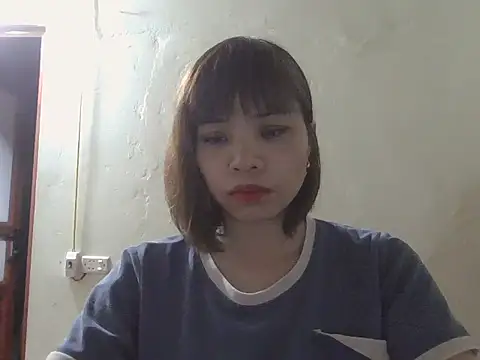 Snapshot of Angela-Eira chatting on October 2025 09:28:02 PM Angela-Eira online show from October 2025 09:28:02 PM