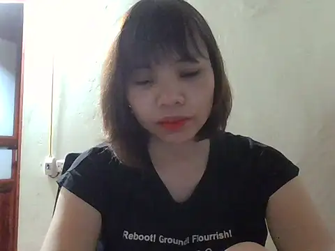 Snapshot of Angela-Eira chatting on October 2025 09:49:02 PM Angela-Eira online show from October 2025 09:49:02 PM