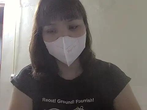 Angela-Eira online show from April 2026 10:13:01 PM