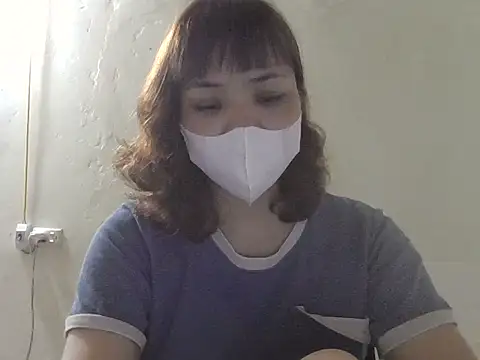 Angela-Eira online show from May 2026 05:07:01 PM
