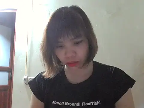Snapshot of Angela-Eira chatting on September 2025 08:52:01 PM Angela-Eira online show from September 2025 08:52:01 PM