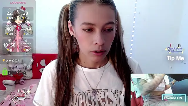 sweetlittlelisa online show from February 2025 10:01:01 PM