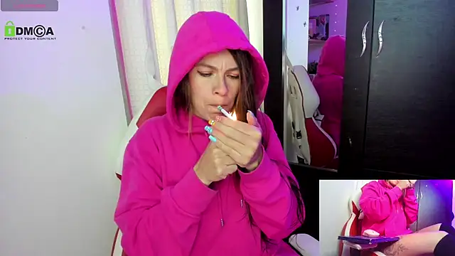 sweetlittlelisa online show from November 2025 09:25:01 PM