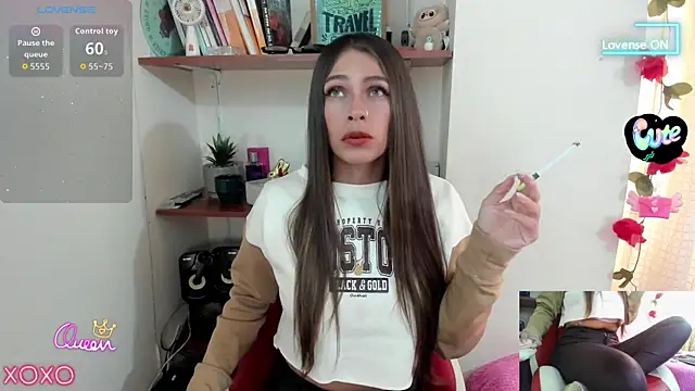 sweetlittlelisa online show from April 2026 07:20:02 PM