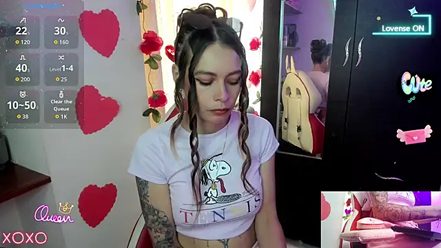 sweetlittlelisa online show from March 2026 06:23:02 PM