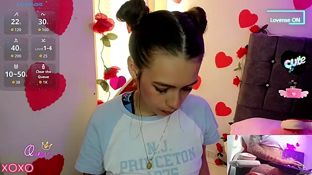 sweetlittlelisa online show from February 2026 08:42:01 PM