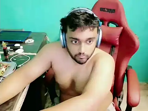 Snapshot of telugu_boy_ chatting on October 2025 04:14:01 AM telugu boy online show from October 2025 04:14:01 AM