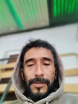 weedmanhot28 online show from April 2026 07:45:01 AM