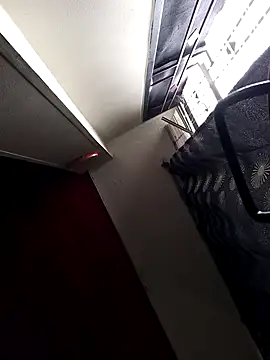 weedmanhot28 online show from December 2025 01:14:02 PM