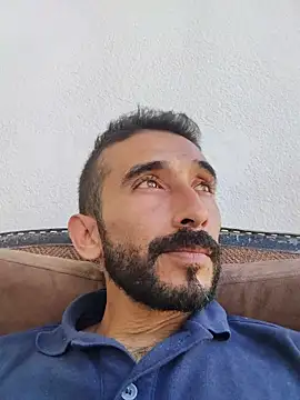 weedmanhot28 online show from May 2026 05:23:02 PM