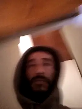 weedmanhot28 online show from December 2025 01:35:02 PM