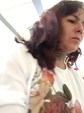 Dakary hot online show from November 2025 08:45:01 PM