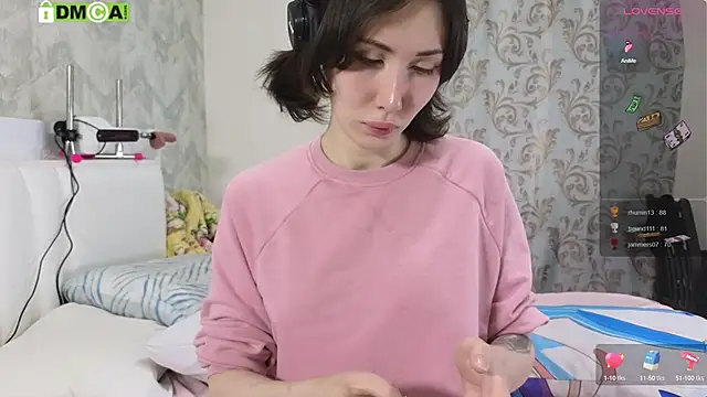 Snapshot of KawaiiNullify chatting on September 2025 12:11:02 PM KawaiiNullify online show from September 2025 12:11:02 PM