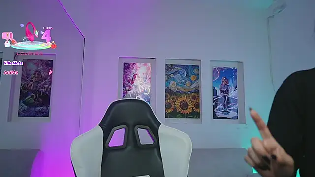 KayraOwen online show from November 2025 11:35:02 AM