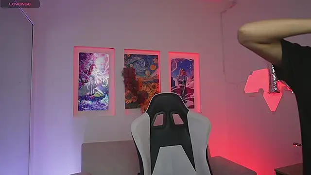 KayraOwen online show from October 2025 12:06:02 PM