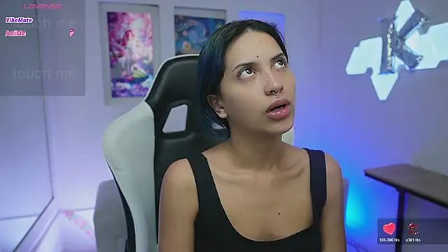 KayraOwen online show from November 2025 12:16:01 PM