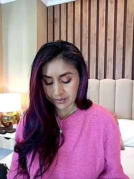 MonicaMoret online show from March 2025 12:24:01 PM