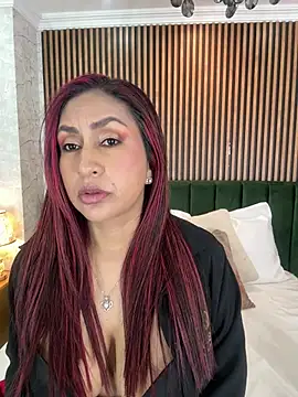 MonicaMoret online show from April 2026 12:32:02 PM