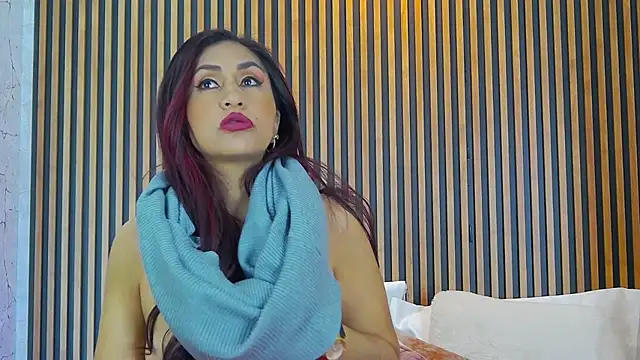 MonicaMoret online show from September 2025 12:22:01 PM