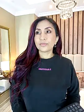 MonicaMoret online show from March 2025 12:06:02 PM