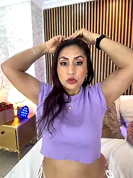 MonicaMoret online show from October 2025 12:20:02 PM