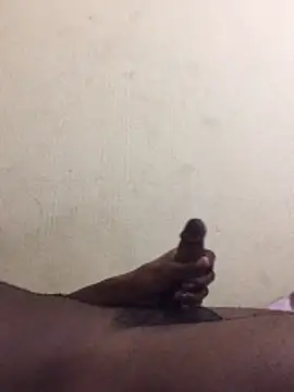 bobzerr online show from April 2026 09:28:02 PM