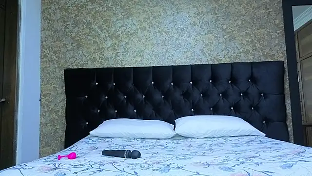 Snapshot of stella_xue chatting on November 2025 10:46:02 PM stella xue online show from November 2025 10:46:02 PM