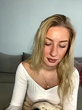 Snapshot of belle98 chatting on November 2025 01:55:02 PM belle98 online show from November 2025 01:55:02 PM