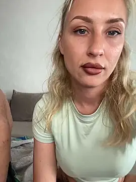 Snapshot of belle98 chatting on March 2025 01:56:02 PM belle98 online show from March 2025 01:56:02 PM