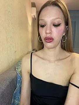 KateMariett online show from April 2026 09:54:02 PM