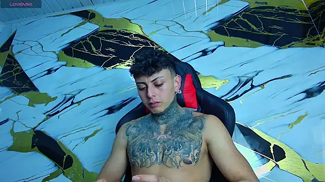 Kevin22 222 online show from March 2025 02:40:02 AM