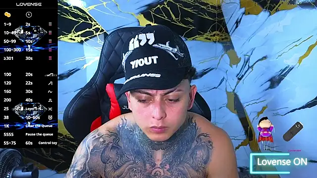 Snapshot of Kevin22_222 chatting on February 2026 02:57:02 AM Kevin22 222 online show from February 2026 02:57:02 AM