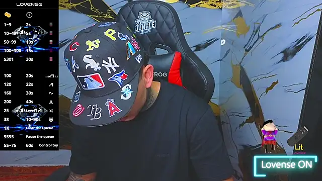 Kevin22 222 online show from November 2025 06:12:02 AM