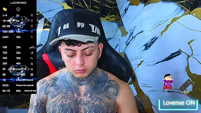 Snapshot of Kevin22_222 chatting on February 2026 05:07:02 AM Kevin22 222 online show from February 2026 05:07:02 AM