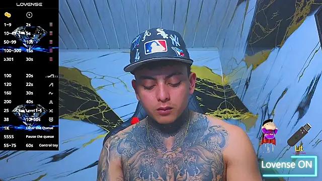 Kevin22 222 online show from November 2025 02:55:02 AM