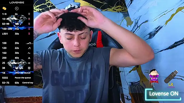 Snapshot of Kevin22_222 chatting on February 2026 06:27:01 AM Kevin22 222 online show from February 2026 06:27:01 AM