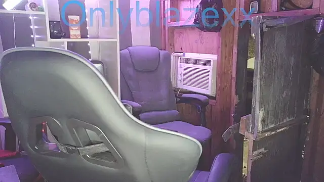 OnlyBlazexx online show from January 2026 03:10:01 AM