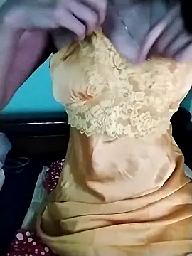 Luxcute286 online show from April 2026 12:51:01 AM