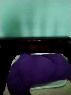 Snapshot of Luxcute286 chatting on July 2026 12:11:01 AM Luxcute286 online show from July 2026 12:11:01 AM