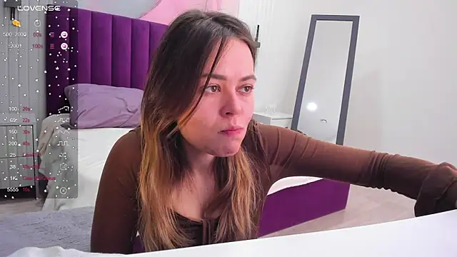 Snapshot of Kelly_Cuutie chatting on February 2025 04:39:02 AM Kelly Cuutie online show from February 2025 04:39:02 AM