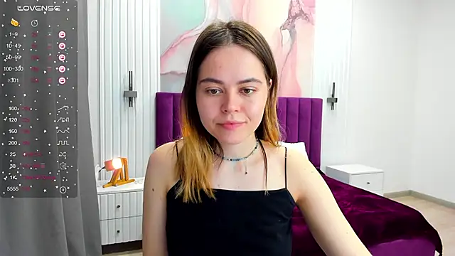 Snapshot of Kelly_Cuutie chatting on March 2025 05:17:02 AM Kelly Cuutie online show from March 2025 05:17:02 AM