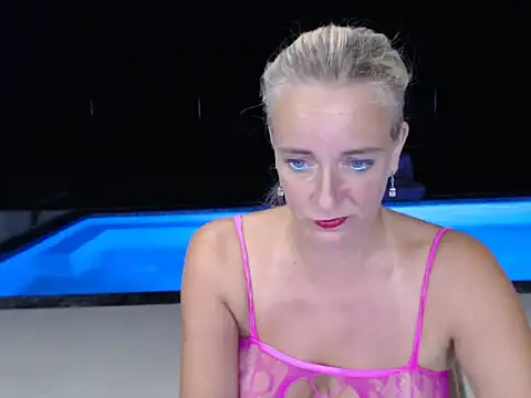 Snapshot of Wendysexyx chatting on November 2025 01:20:01 AM Wendysexyx online show from November 2025 01:20:01 AM