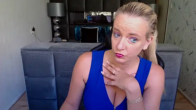 Snapshot of Wendysexyx chatting on September 2025 12:33:01 PM Wendysexyx online show from September 2025 12:33:01 PM