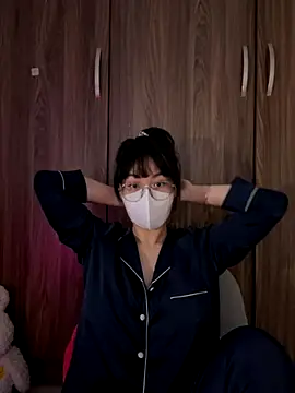 Baby Claraa online show from November 2025 06:30:02 AM