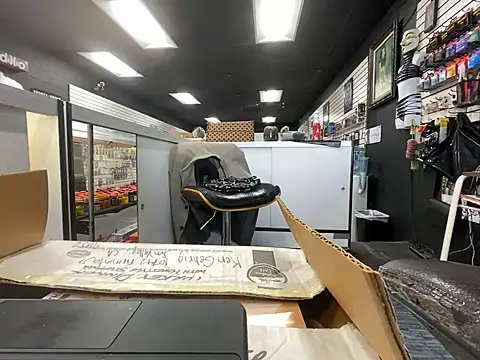 Snapshot of RawRyder8 chatting on December 2024 10:19:01 PM RawRyder8 online show from December 2024 10:19:01 PM