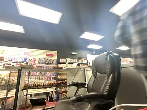 Snapshot of RawRyder8 chatting on November 2025 04:38:02 AM RawRyder8 online show from November 2025 04:38:02 AM