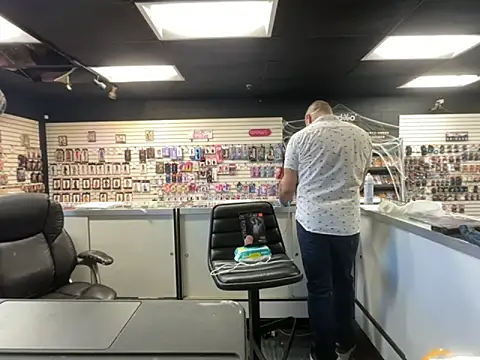 Snapshot of RawRyder8 chatting on October 2025 06:32:02 PM RawRyder8 online show from October 2025 06:32:02 PM