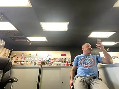 Snapshot of RawRyder8 chatting on February 2025 08:05:01 PM RawRyder8 online show from February 2025 08:05:01 PM